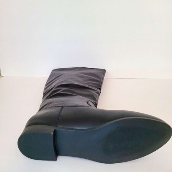 New! Faux Leather Tall Pointed Toe Knee High Black Riding Boots - Picture 6 of 13